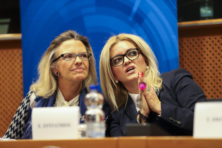 Foto 4: Event - ' Raising awareness for gender equality and women empowerment: He for She Movement '