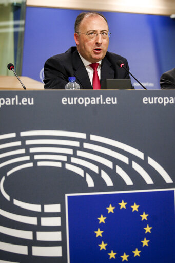 Fotografie 8: ECON/BUDG Joint Committee Meeting - vote on the Juncker investment plan. Press Point