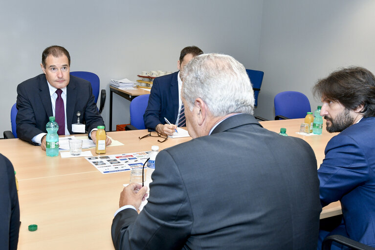 Foto 5: Dimitris AVRAMOPOULOS meets with ED Frontex LEGGERI and SK MOI KALINEK