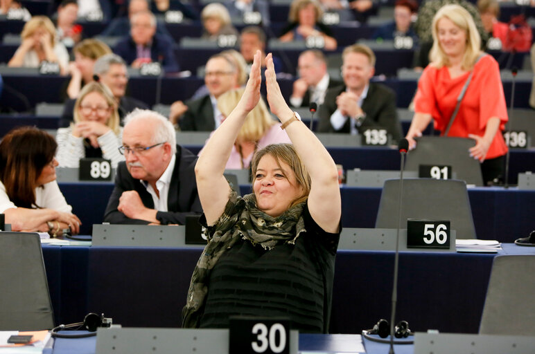 Photo 24: Plenary session in Strasbourg - Week 27  2016. Votes