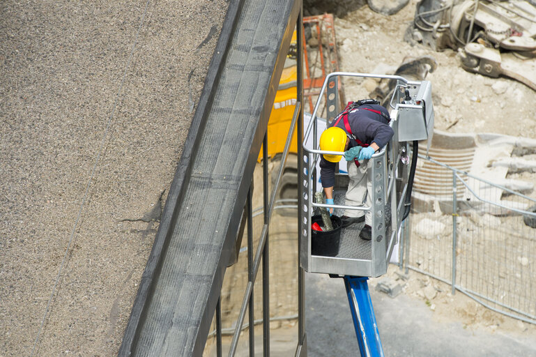 Fotografia 10: SQM building - Facade cleaning on the Square de Meeus building