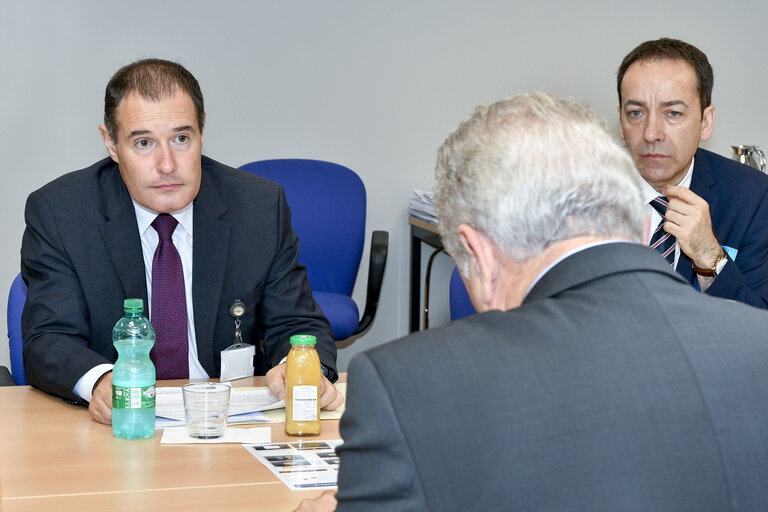 Foto 2: Dimitris AVRAMOPOULOS meets with ED Frontex LEGGERI and SK MOI KALINEK