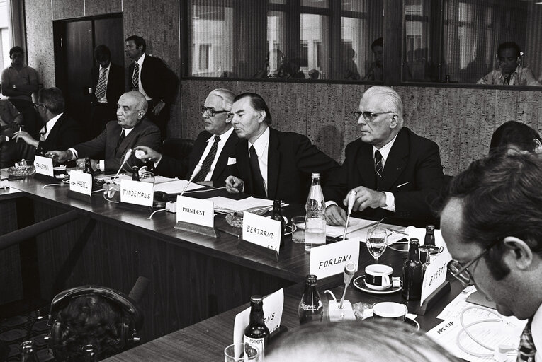 Foto 10: Constituent meeting of the EPP party in Luxembourg