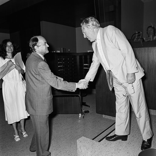 Fotografie 7: Meeting at the European Parliament in Brussels in June 1985