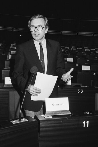 Fotogrāfija 1: Conference of Regions in Strasbourg in October 1984.