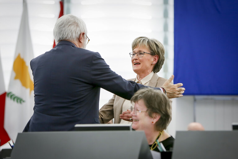 Fotografia 1: Farewell tribute to civil servant