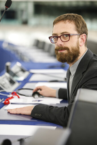 Fotografi 26: Plenary Session week 48 2015 in Strasbourg      2016 budgetary procedure: joint text - Report: Gerard Deprez, Jose Manuel Fernandes (A8-0333/2015)