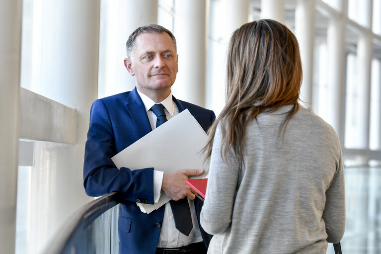 Fotografija 19: Philippe JUVIN in the European Parliament in Strasbourg