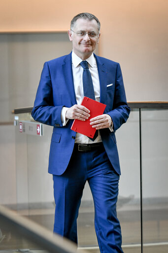 Fotografija 10: Philippe JUVIN in the European Parliament in Strasbourg