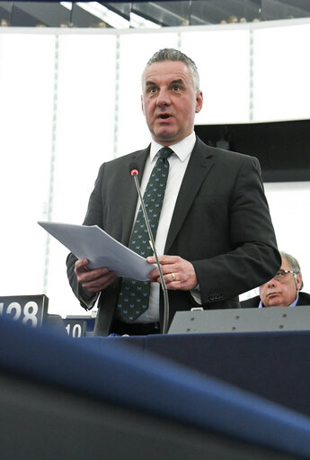 Photo 14: EP Plenary session - -  Integrity policy of the Commission, in particular the appointment of the Secretary-General of the European Commission