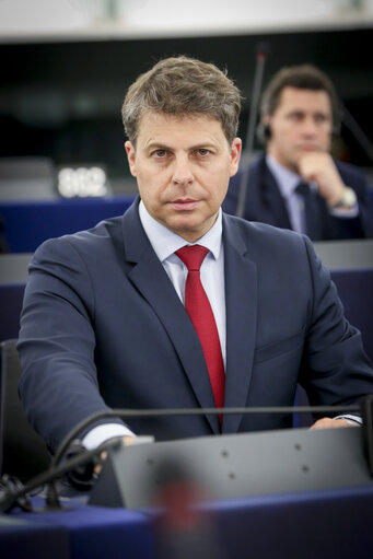 Miroslaw PIOTROWSKI MEP voting in plenary session in Strasbourg