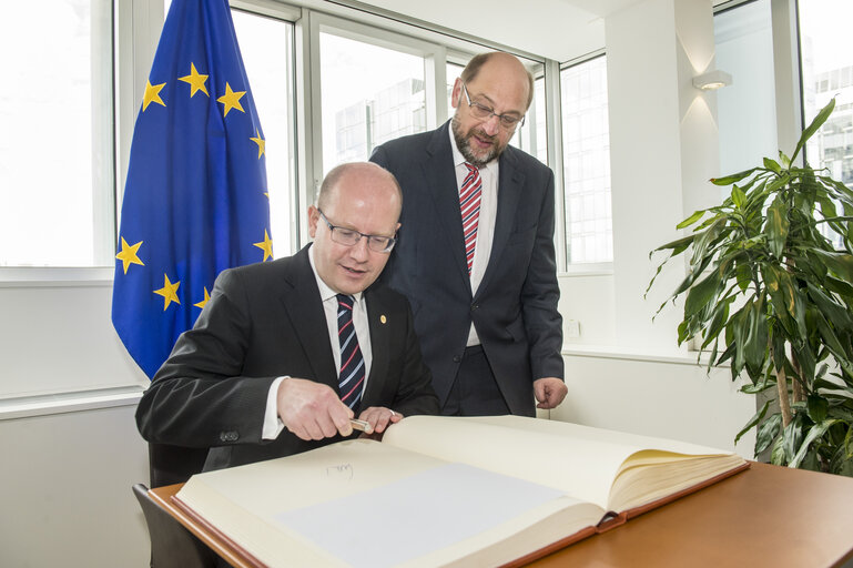 Снимка 3: Official visit of the president of Czech RepublicMartin SCHULZ - EP President meets with Bohuslav SOBOTKA - President of the Czech Republic