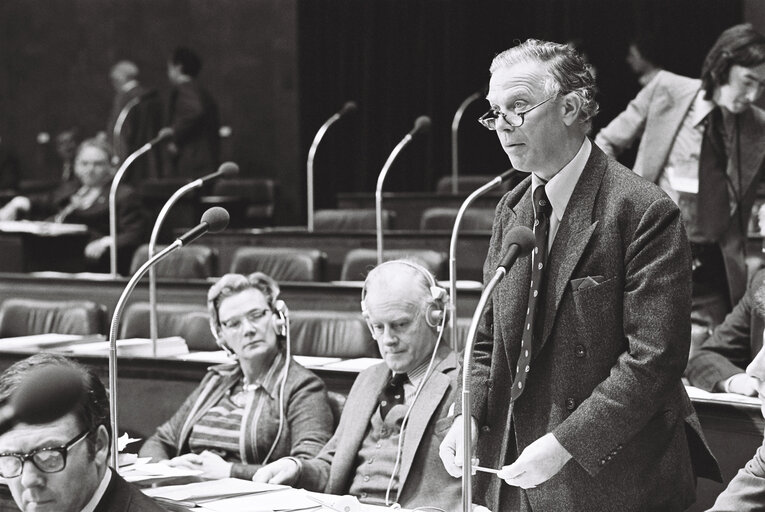 Portraits of John Holbrook OSBORN in a Luxembourg session