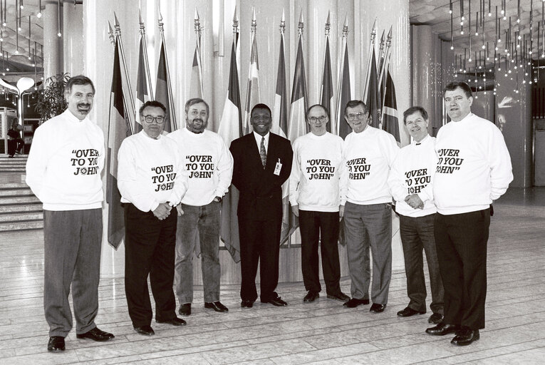 Photo 1: Event promoting sports in Europe, at the EP in Strasbourg, with Garth CROOKS, soccer player of the Tottenham Hotspur team.