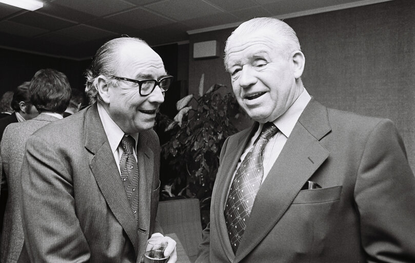 Meeting and reception after the plenary session of January 1977