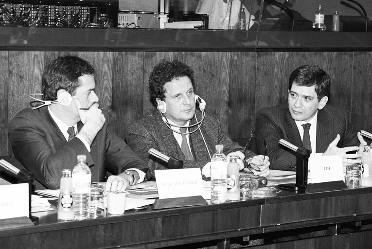 Φωτογραφία 2: EP President meets with the socialist group at the European Parliament in Brussels