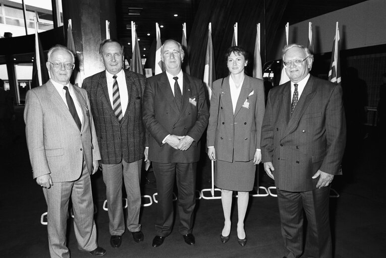 EP Vice President Nicolas ESTGEN with guests in Strasbourg in April 1990