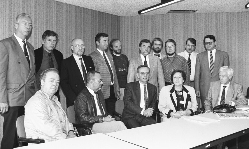 Fotó 5: The MEP Klaus HANSCH and guests in Strasbourg in September 1991.