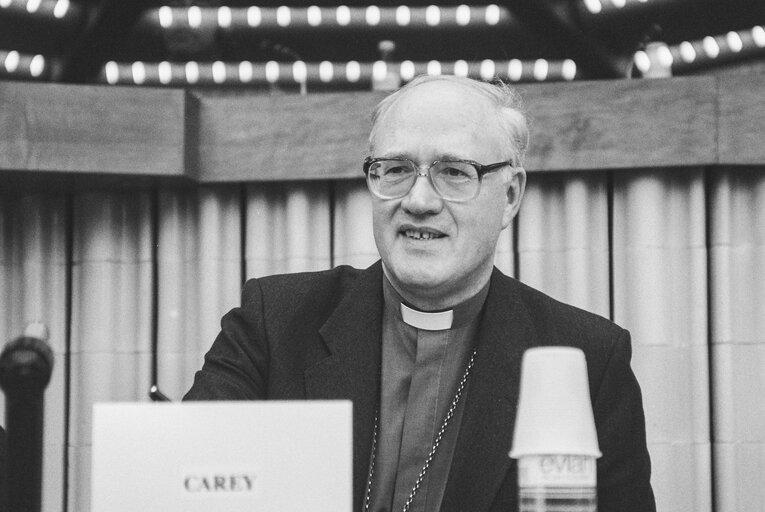 Photo 4 : George Carey, Archibischop of Canterbury at a meeting of the Committee on Civil Liberties and Internal Affairs