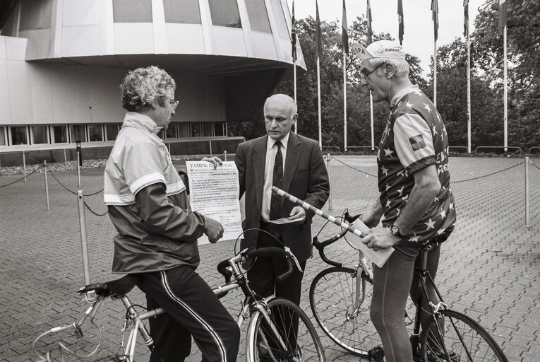 Public campaign to support green transport