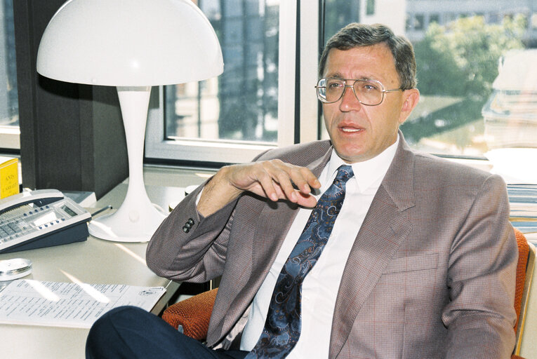 Fotografija 9: MEP Jean-Francois HORY at the European Parliament in Strasbourg