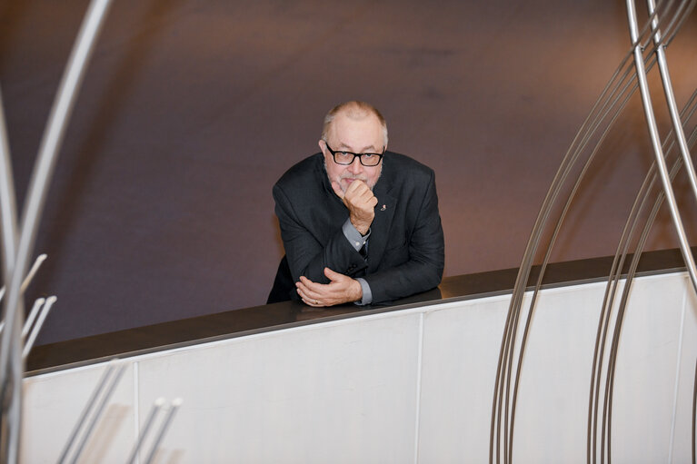 Foto 16: Michael DETJEN MEP in the EP in Brussels