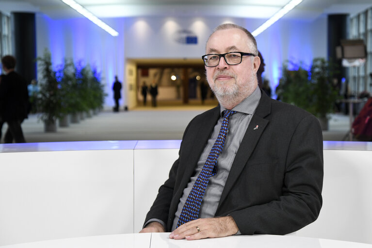 Fotogrāfija 29: Michael DETJEN MEP in the EP in Brussels