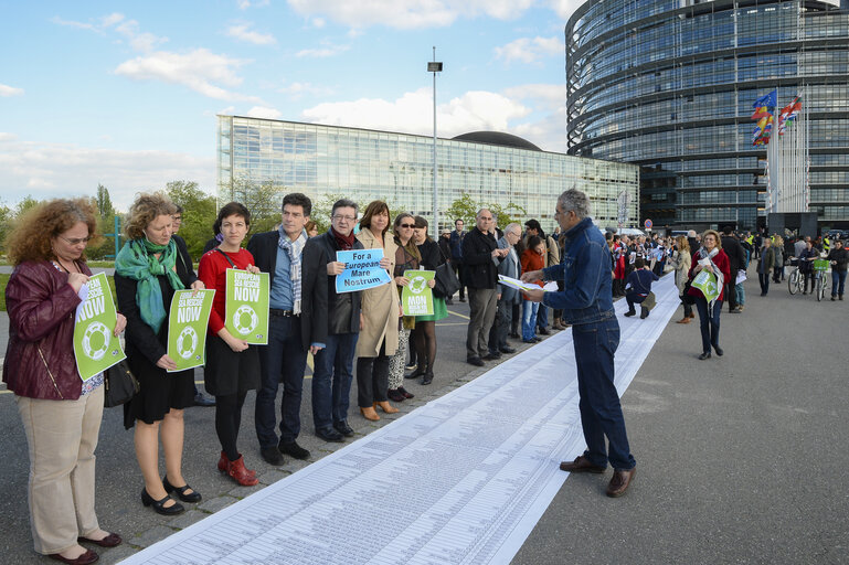 Fotografia 13: ' Migrants Lives Matter ' Demonstration in solidarity with the migrants crossing Mediterranean sea