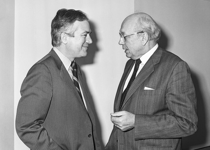 Karl von WOGAU meets with Karl-Heinz NARJES