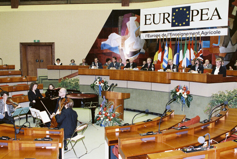 Fotografie 2: Visit of the Grand Duke of Luxembourg to the EP in Luxembourg.