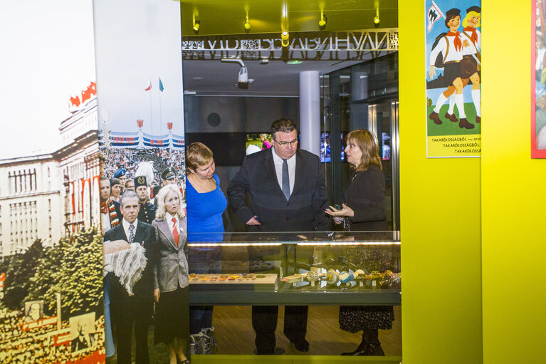 Billede 3: Handover ceremony of  ' February 16th Act of Lithuanian Independence '