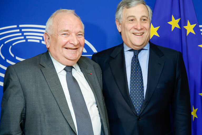 Fotografi 2: Antonio TAJANI - EP President meets with Christian JACOB - LR Group Leader and President Joseph Daul