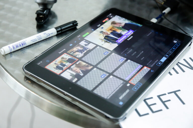 Foto 30: Facebook chat with Antonio TAJANI - EP President