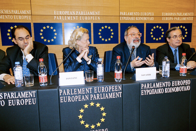 Sakharov Prize 2000: Press Conference of EP President and representant of Sakharov's winner  Basta Ya  movement