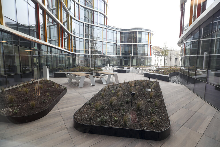 Recently opened WIM (Wilfried Martens) Building located at the corner of  Rue Belliard and Rue de Trèves