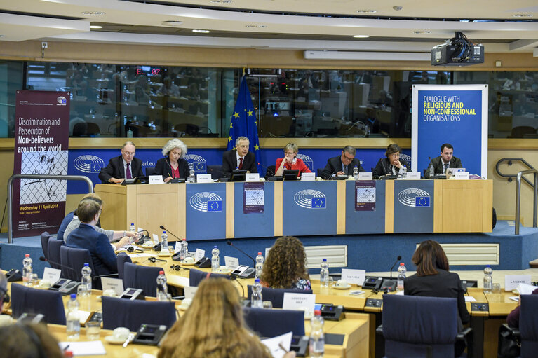 Fotografija 9: Article 17 TFEU Dialogue European Parliament dialogue seminar with non-confessional organisations ' Discrimination and Persecution of Non-Believers around the world ' #ReligiousDialogue