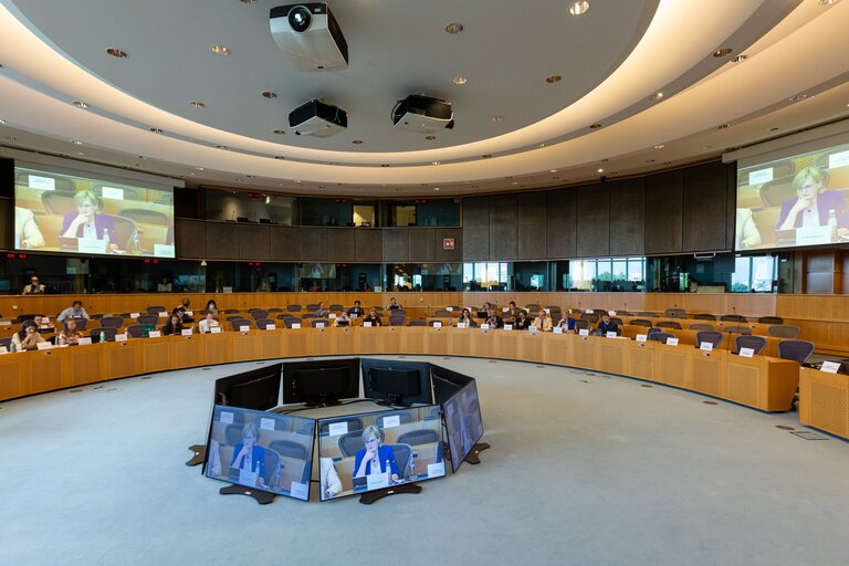 Foto 10: JURI Committee - Trilogue on Corporate Sustainability Reporting CSRD