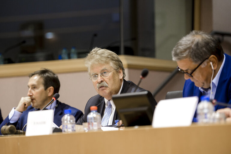 Fotogrāfija 12: Annual Meeting of EU Ambassadors and Members of the European Parliament. ' Support to democracy in third countries: the EU's added value ' Opening debate on ' Communicating Europe in third countries '