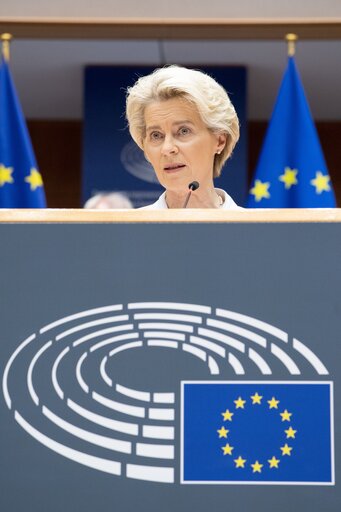 Fotografia 17: EP Plenary session - Joint debate - Preparation of the European Council meeting