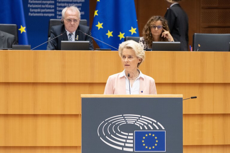 Fotografia 19: EP Plenary session - Joint debate - Preparation of the European Council meeting