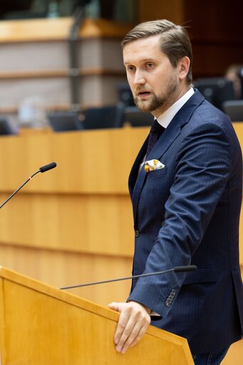 Fotografi 18: EP Plenary session - Joint debate - Preparation of the European Council meeting