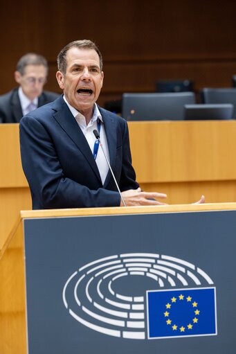 Fotografi 8: EP Plenary session - Joint debate - Preparation of the European Council meeting