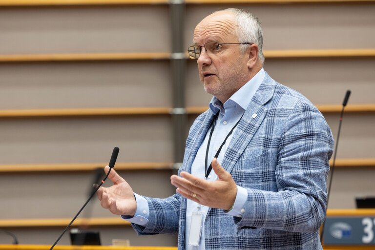 Φωτογραφία 32: EP Plenary session - Joint debate - Preparation of the European Council meeting