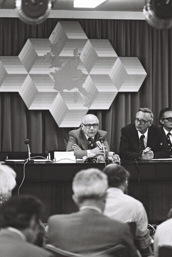 Fotografie 32: Meeting of the European Council in Brussels - Press conference