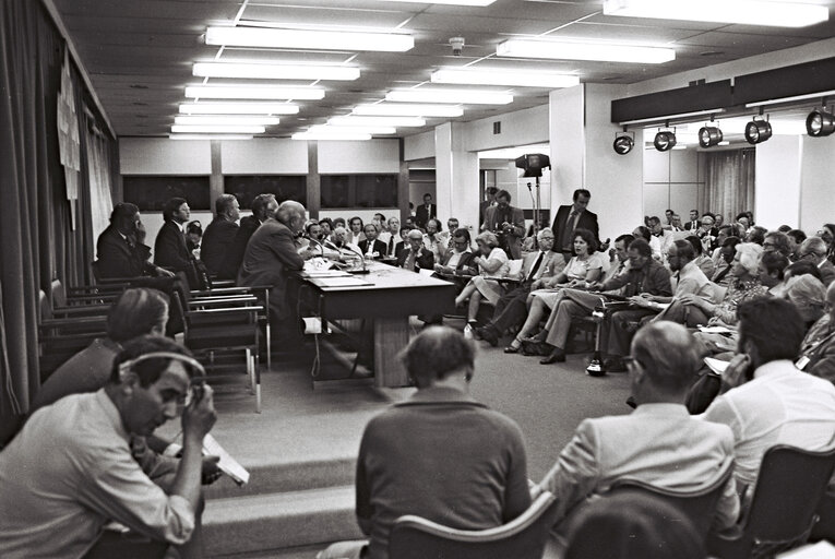 Fotografie 39: Meeting of the European Council in Brussels - Press conference