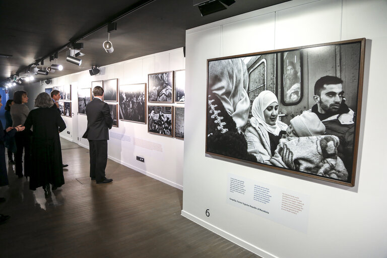 Fotografija 13: Opening ceremony of the Parlamentarium Exhibition 'Women refugees and asylum seekers'