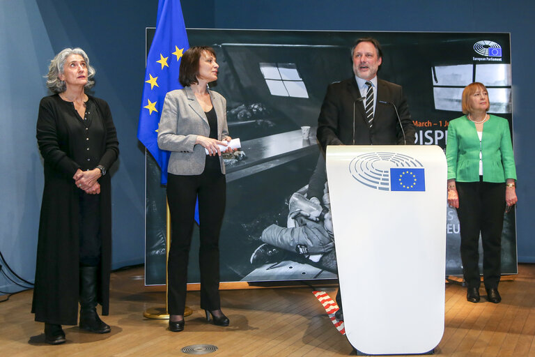 Fotografija 8: Opening ceremony of the Parlamentarium Exhibition 'Women refugees and asylum seekers'