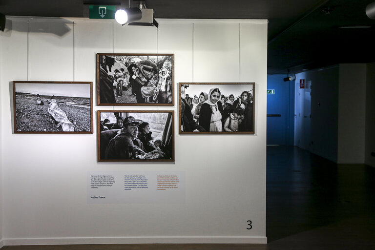 Fotografija 1: Opening ceremony of the Parlamentarium Exhibition ' Women refugees and asylum seekers '