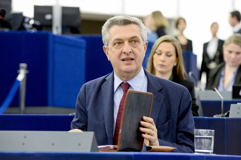 Photo 46: Plenary session week 10 2016 in Strasbourg  Address by the UNHCR