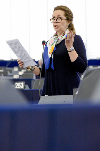 Photo 13: Plenary session week 10 2016 in Strasbourg      Address by Filippo Grandi UN High Commissioner for refugees  followed by one round of political group  speakers